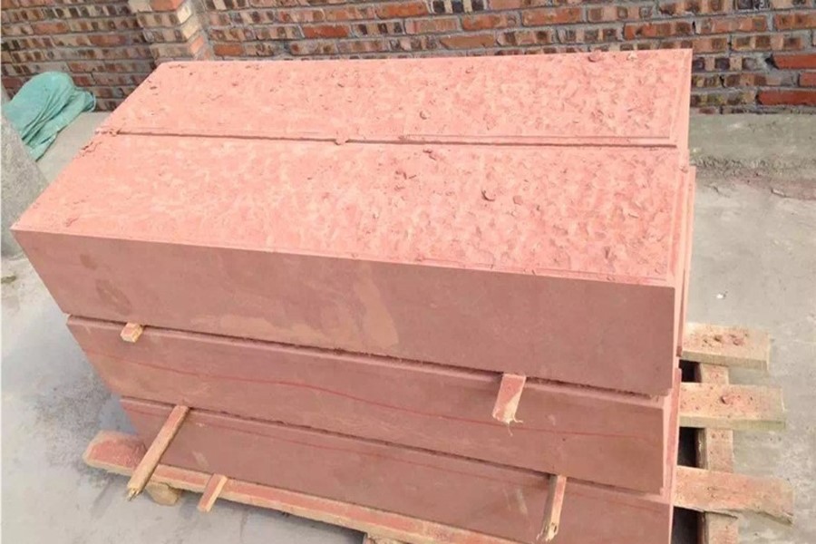 Red Sandstone Kerbstone