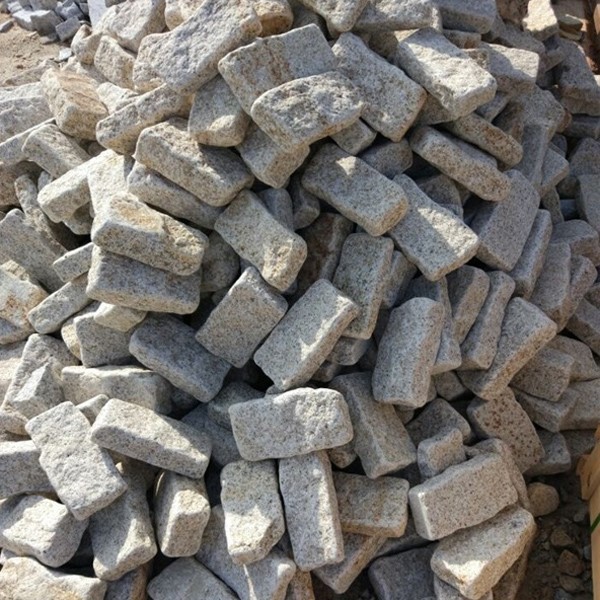Padang Yellow Granite Brick Paver Tumbles Finished Padang Yellow Granite Brick Paver Tumbles Finished