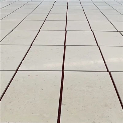 キャッスルベージュ